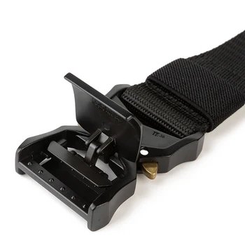 Tactical belt vāka magnētisko jostu sprādzes audekls iekšējās drošības jostas āra apmācības portatīvo austi sakausējums josta